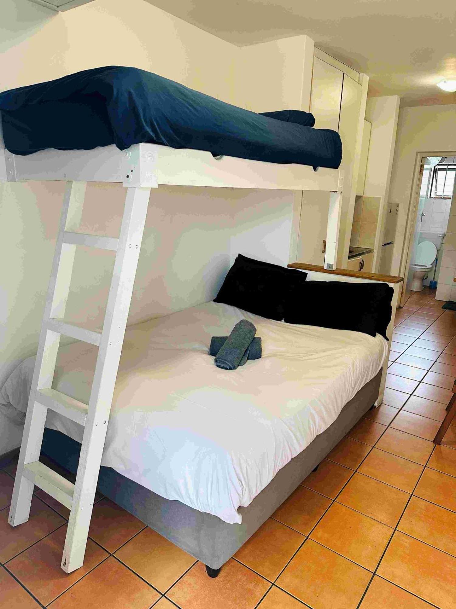 Green Elephant Backpackers Cape Town Bagian luar foto